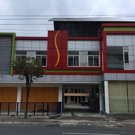 Sentro Hotel Wonosobo Bagian luar foto